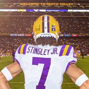 Meet your Posher, Aramis